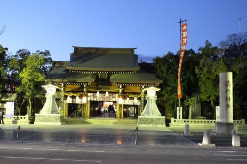 湊川神社