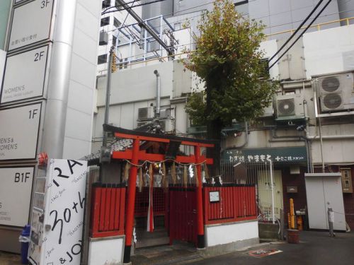 歯神社 -大阪市北区角田町-