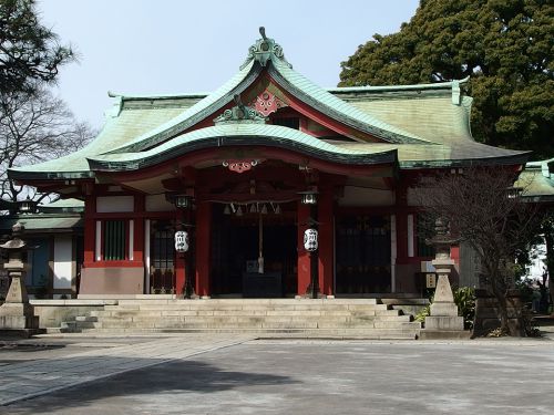 品川神社 - 社紋は「丸に三つ葉葵」徳川家康が関ヶ原の合戦の戦勝祈願をした「北の天王さん」