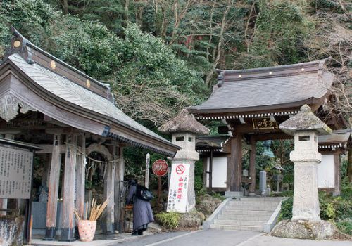 多気山寺宝院(宇都宮市)