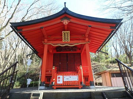 九頭龍神社、縁結びのご利益求めて