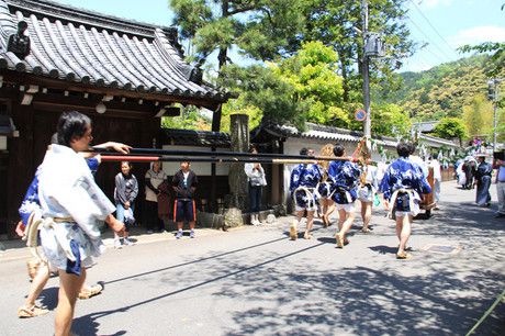 新緑 大豊神社の氏子祭