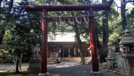 男神社の拝殿(本殿)など