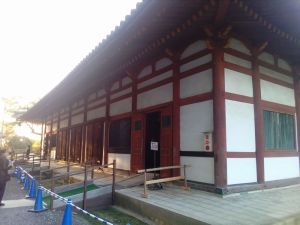 興福寺の阿修羅像をお堂で見る