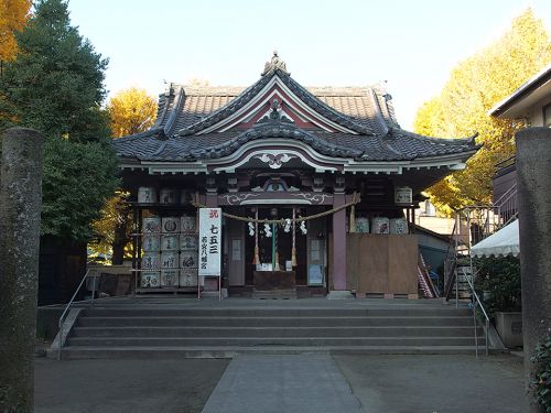 若宮八幡宮(川崎市) - 近年は境内末社の「かなまら祭」で世界的に有名になった、川崎・大師河原の総鎮守