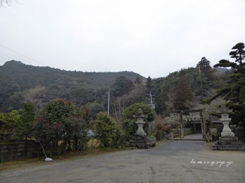 深き山里より下りて 美奈宜神社(寺内)
