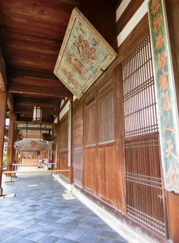 時を知らせる雲版と開梆(かいぱん) 都七福神 萬福寺(2)