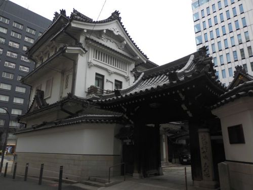 三津寺 -大阪市中央区心斎橋筋-