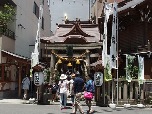 小網神社 - 日本橋小網町の氏神・「強運厄除の神さま」として慕われるお社
