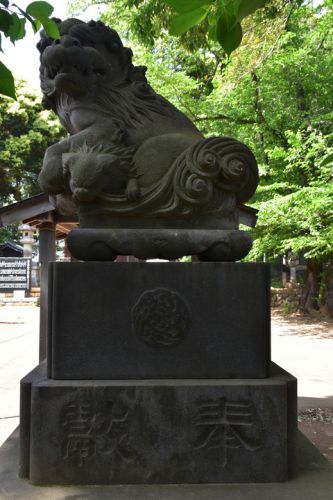 春日神社（川口市安行領根岸）の狛犬達