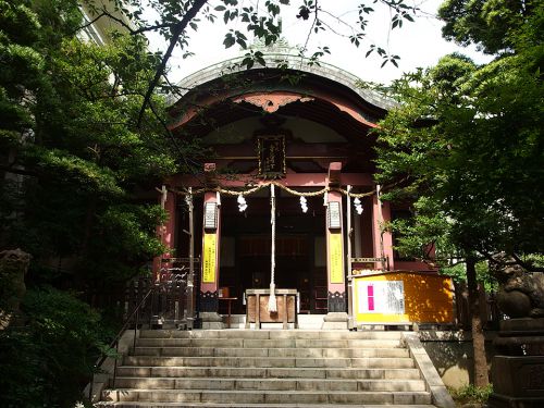 金刀比羅宮東京分社 - 豊島氏の末裔によって勧請された上板橋宿の屋敷神が起源と伝わる「水道橋のこんぴらさん」