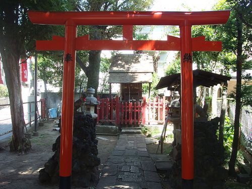 豊川稲荷神社(文京区目白台) - 江戸時代に武蔵国岩槻藩大岡家の下屋敷に祀られた「豊川稲荷」が起源