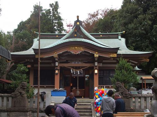 北新羽杉山神社 - 三輪明神の御分霊を勧請したのに「杉山大明神」?独自の御由緒を持つ杉山社
