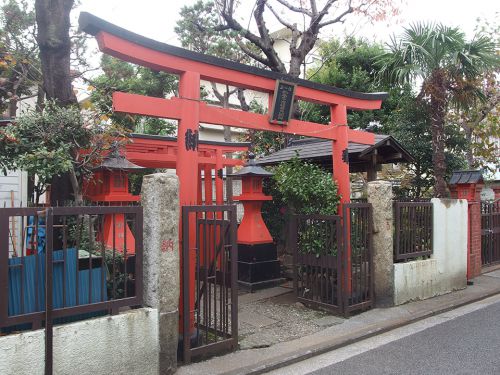 於舎子治稲荷大明神 - 虫封じの神、子育ての神として地元の方々に祀られてきたお稲荷さま