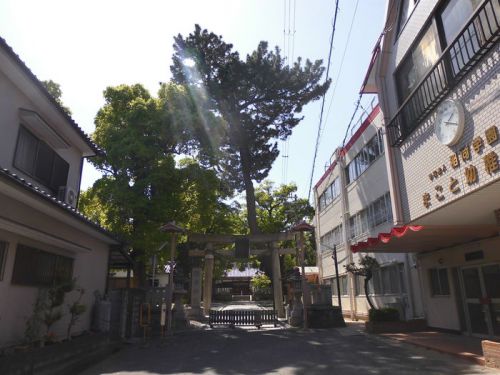 稲荷神社(蔵人稲荷神社) -吹田市豊津町-