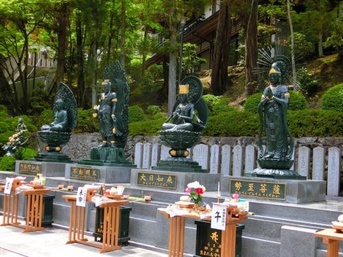 秘仏 薬師三尊像特別開帳 西国薬師 第2番 霊山寺(2)