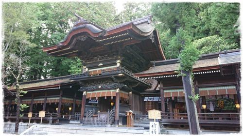 諏訪大社下社秋宮(下諏訪町)