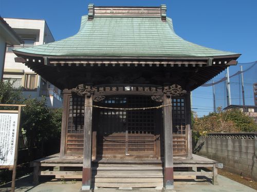 井田三舞稲荷大明神 - 江戸時代に祀られた屋敷神が起源と伝わるお稲荷さま