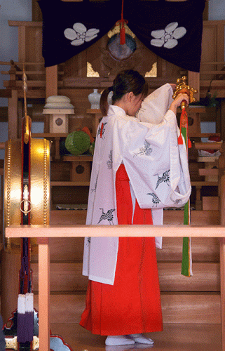 日置天神社 秋祭 湯立神楽 『物部氏と紀氏の関係は?』
