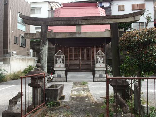 馬場稲荷(横浜市鶴見区馬場) - 寺尾城主五代目馬之丞の逸話が伝わるお稲荷さま