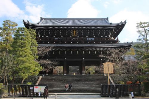 知恩院、法然浄土宗はここから。