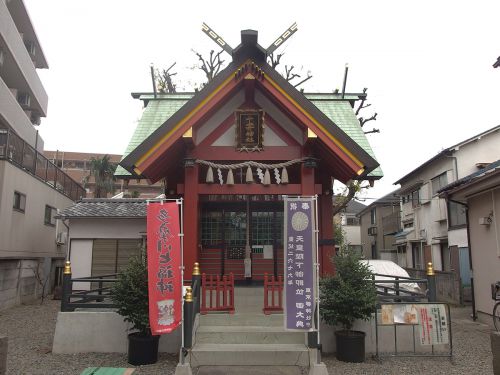 十寄神社 - 新田義興と共にこの地で憤死した武将を祀る神社