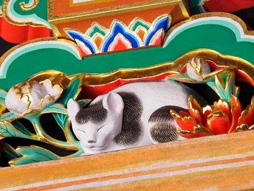 日光東照宮 眠り猫と東武特急リバティ
