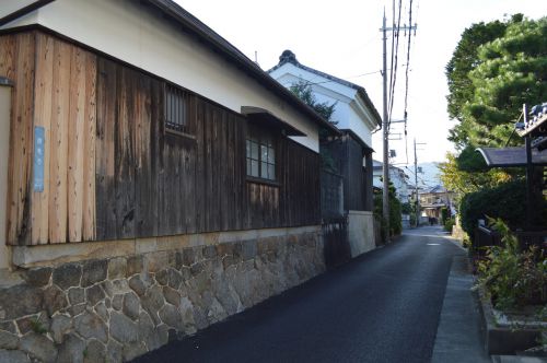 蔵のある風景長岡京0407回 勝竜寺大門橋 付近