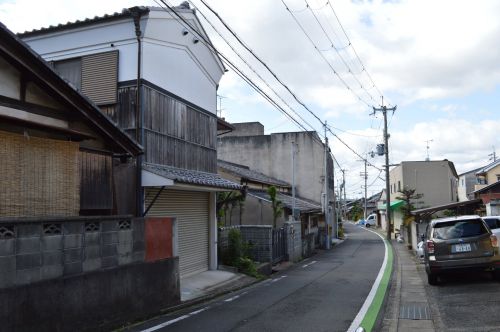蔵のある風景城陽0425回 寺田小学校 付近