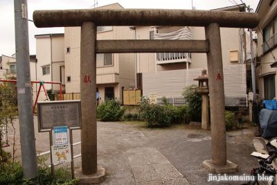 満足稲荷神社 文京区千駄木