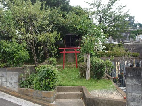 新羽天満宮(横浜市港北区新羽町) - 遍照山光明寺の境内に祀られている天神さま