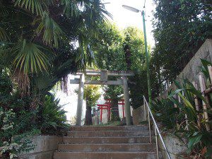 松羽稲荷神社(世田谷区松原) - 旧飛羽根木地区の鎮守のひとつ