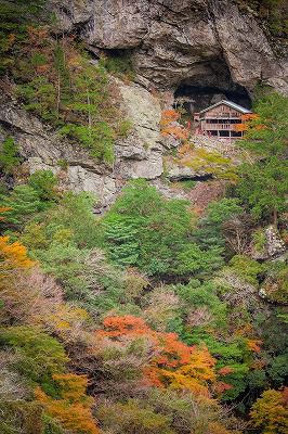 天空の神社・聖神社と金梨山大権現と王位石