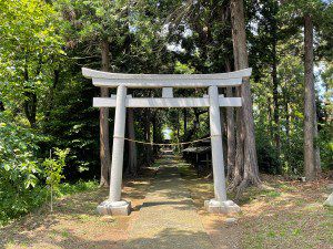 王子神社(横浜市戸塚区柏尾町) - 護良親王の御首が葬られた場所と伝わる神社
