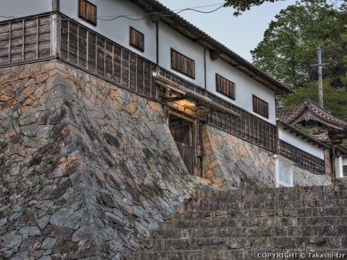 本山寺の古建築 (岡山)